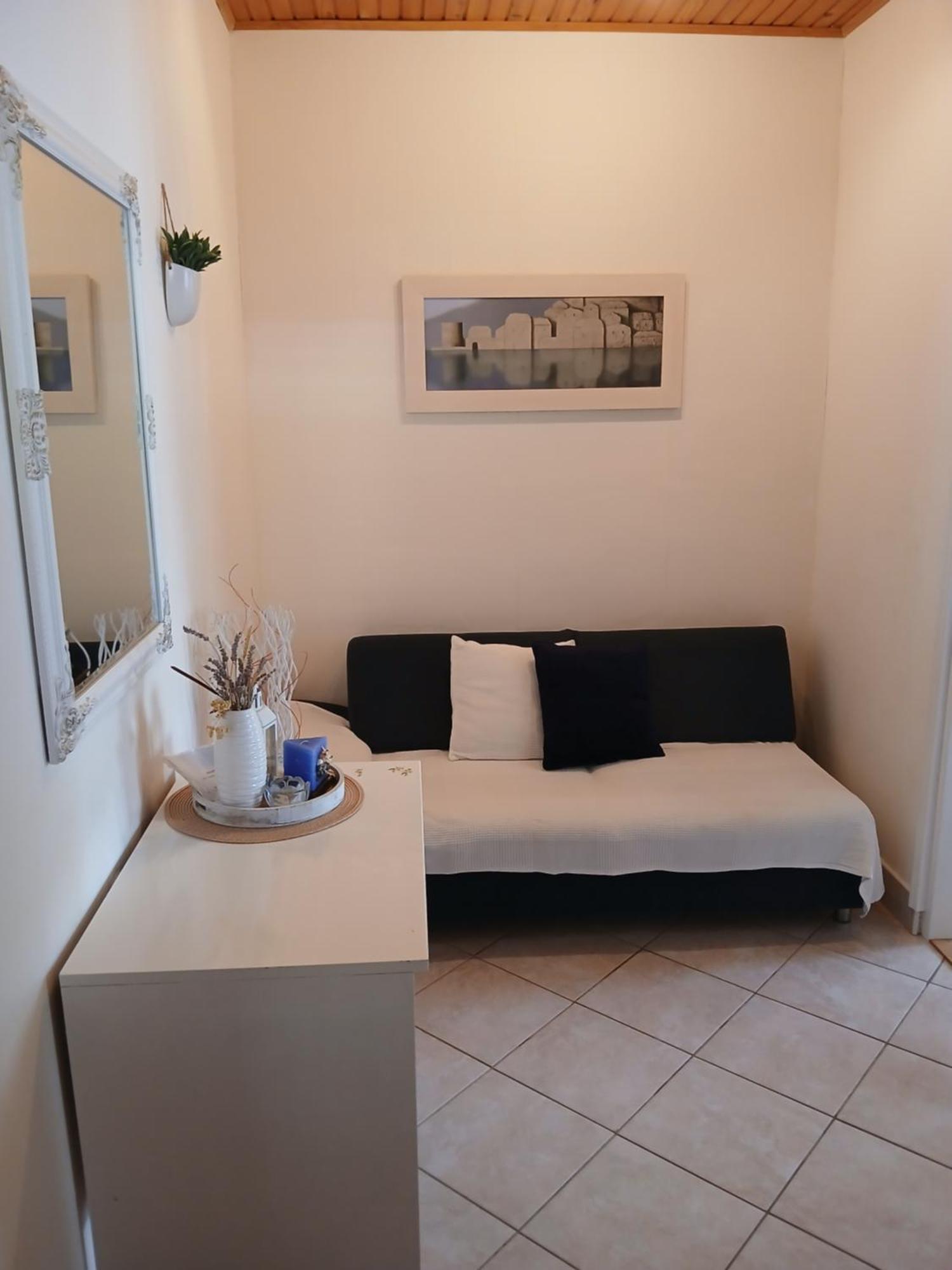 Apartment Dragas Lukovo Ngoại thất bức ảnh