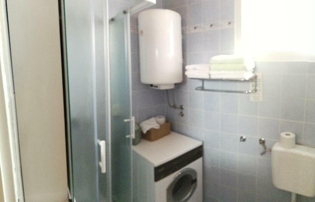 Apartment Dragas Lukovo Ngoại thất bức ảnh